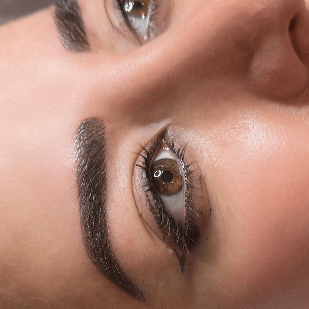 Microblading Dortmund – Perfekte Augenbrauen bei Noble Skin