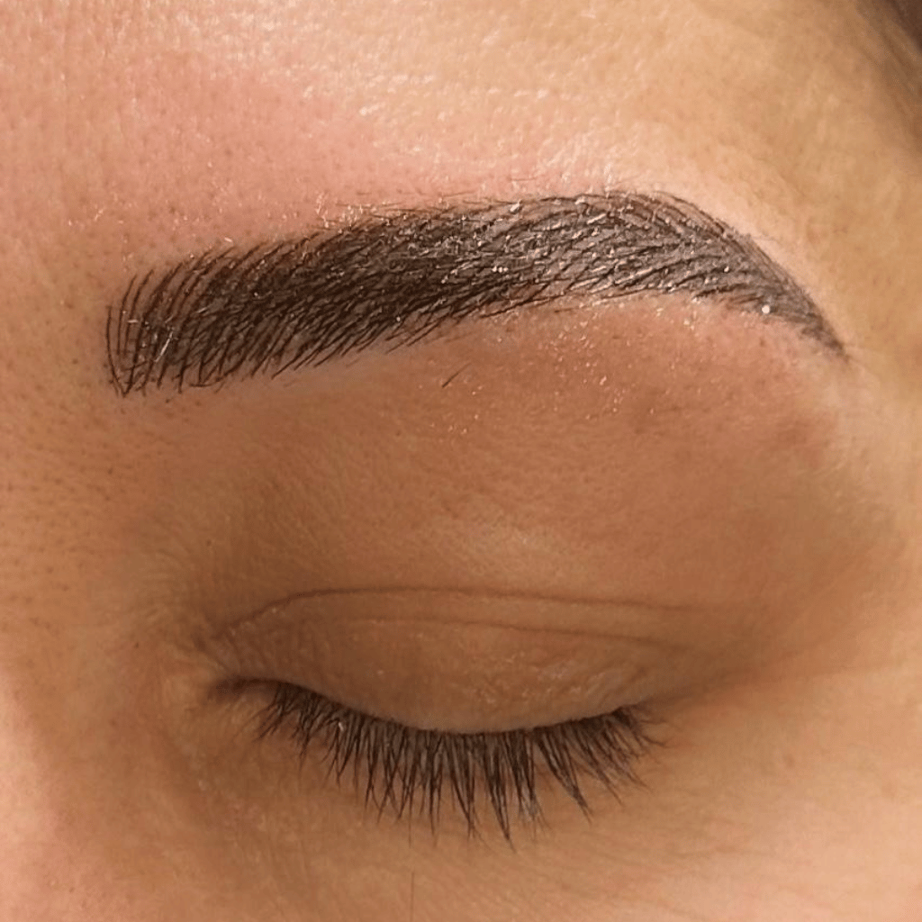 Microblading Dortmund – Perfekte Augenbrauen bei Noble Skin